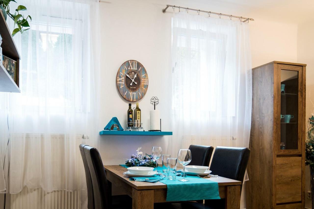 Nice Home To Stay At Prague Close To Castle With Terrace And Garden Exteriör bild